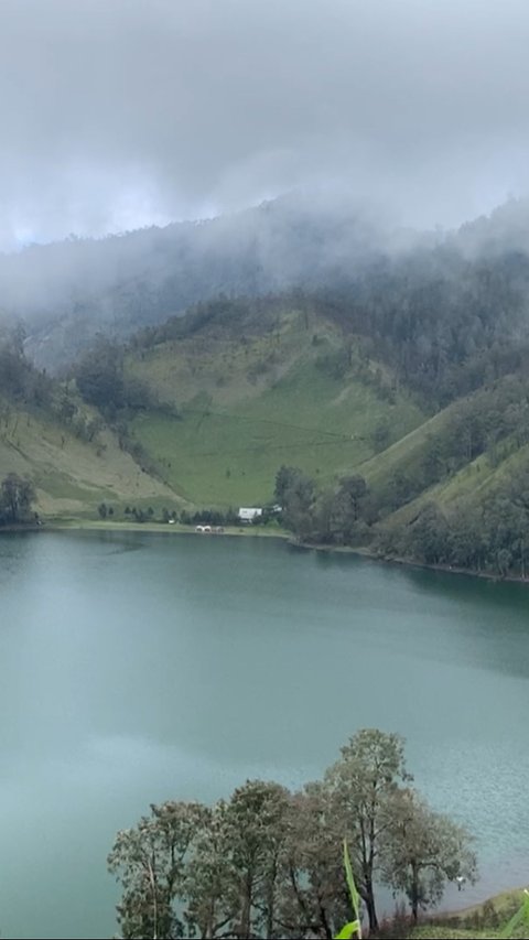 Setelah Tutup 5 Tahun, Pendakian Gunung Semeru Resmi Kembali Dibuka