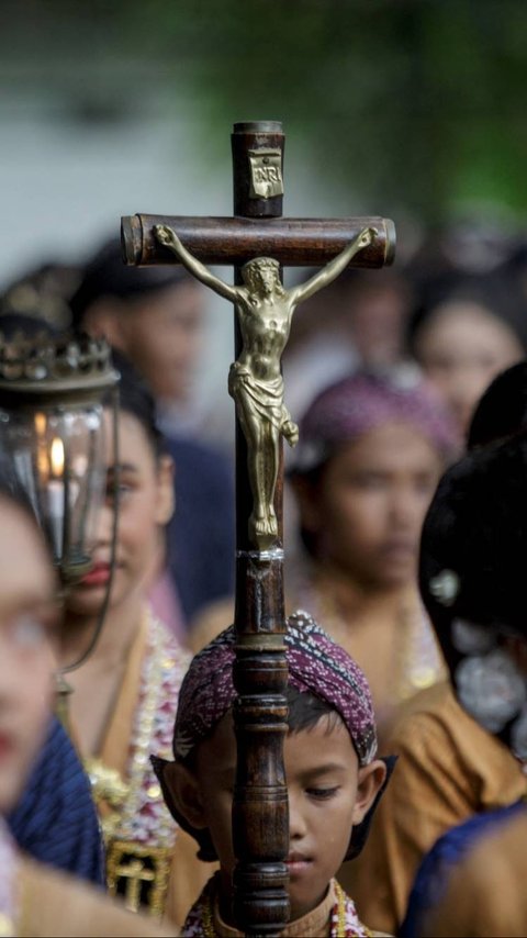 FOTO: Indahnya Perayaan Natal dalam Balutan Nuansa Jawa di Gereja Ganjuran Yogyakarta