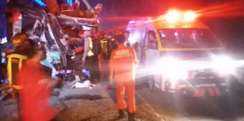 Bus Rombongan Ziarah Kecelakaan di Tol Cipularang, 2 Orang Meninggal Dunia