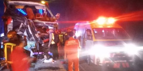 Kecelakaan Maut di Tol Cipularang Tewaskan 2 Orang, Polisi Amankan Sopir Bus