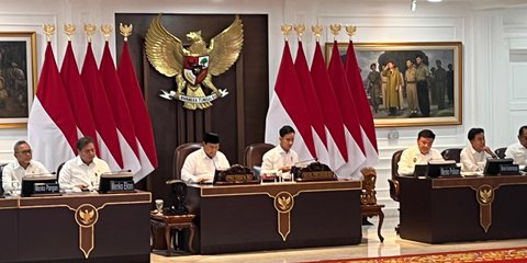 Jawaban Prabowo Bikin Peserta Sidang Kabinet Tertawa, 'Nakal Wartawan Tanya Bapak Pilih Siapa'