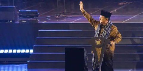 VIDEO: Pidato Menggetarkan Prabowo Kepalkan Tangan Tak Gentar Sikat Garong Uang Rakyat!