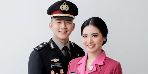 Paras Ayu Angela Anak Mantan Panglima TNI Memakai Seragam Ibu Bhayangkari Dampingi Suami