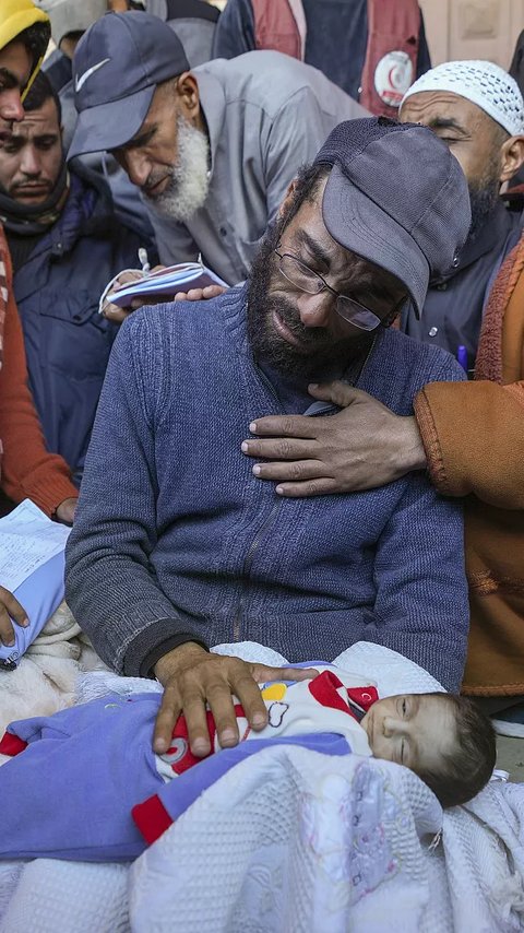 Bayi-Bayi di Gaza Meninggal Kedinginan di Tenda, 