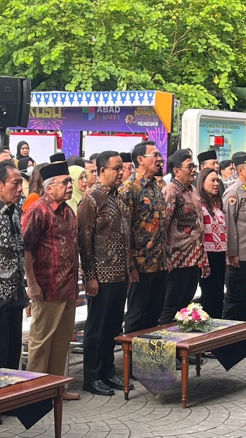 Momen Anies-Ahok Duduk Sebelahan di Balai Kota Jakarta, Ngobrol dan Tertawa Barsama