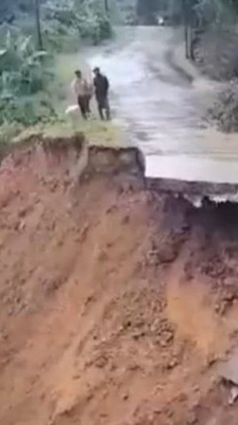 3 Warga Meninggal Dunia Akibat Banjir dan Longsor di Lebak Banten