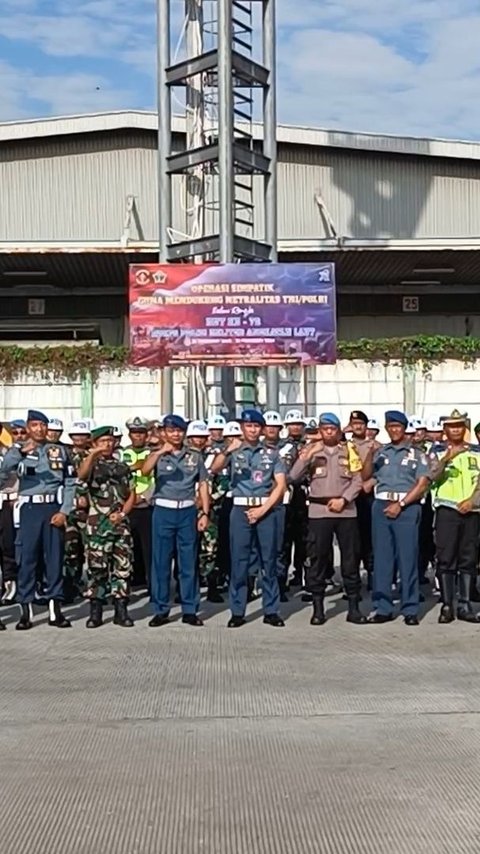 Perkuat Sinegritas TNI-Polri, POM Kolinlamil Gelar Operasi Penegakkan Lalu Lintas untuk Prajurit saat Berkendara