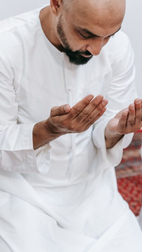 Doa yang Bisa Merubah Takdir Baik dan Amalan-Amalannya yang Diajarkan Nabi Muhammad SAW