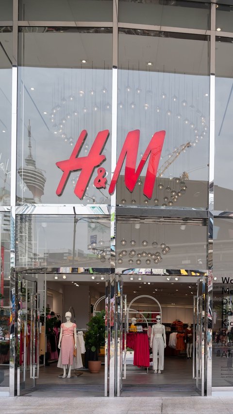 Digempur Kritikan Keras Soal Kampanye Koleksi yang Libatkan Anak, CEO H&M Mengundurkan Diri