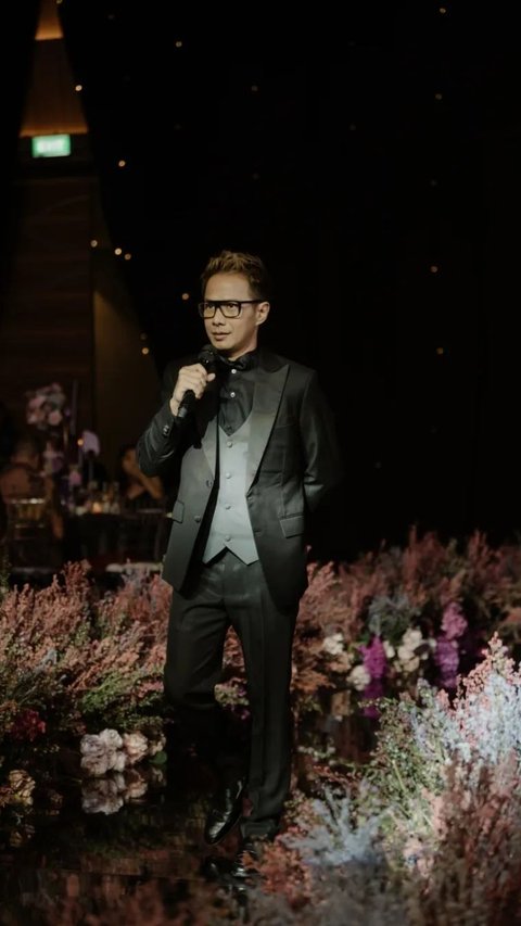 Peek at 7 Latest Appearances of Delon who was Appointed as the Opening Singer for Michael Guang Liang's Concert