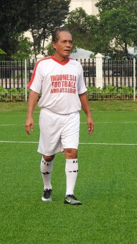 Sosok Zulkarnain Lubis, Pemain Legendaris Asal Sumatra Utara yang Dijuluki Si Maradona Indonesia