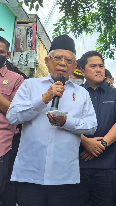 Wapres Ma'ruf Amin 'Nyoblos' di TPS 33 Cimanggis, Depok