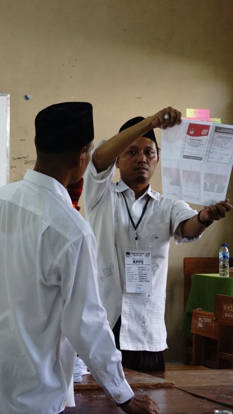 Cak Imin Kalah dari Gibran di TPS Kediamannya di Jombang, Hanya Dapat 87 Suara