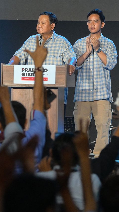 FOTO: Pidato Kemenangan Versi Quick Count: Prabowo Cerita Kenal Semua Presiden, Gibran Curhat soal Samsul