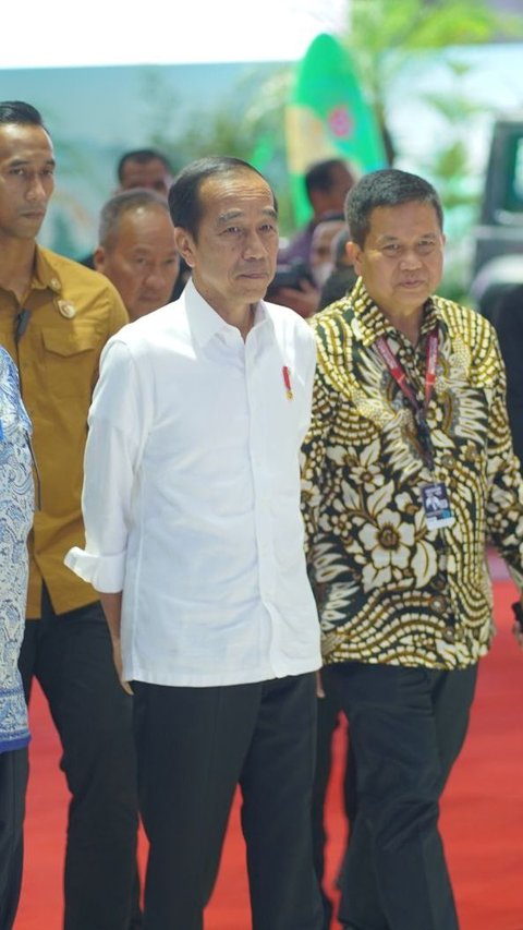 Pameran IIMS 2024 Resmi Dibuka, Jokowi Yakin Mobil Listrik Jadi Masa depan Industri Otomotif RI