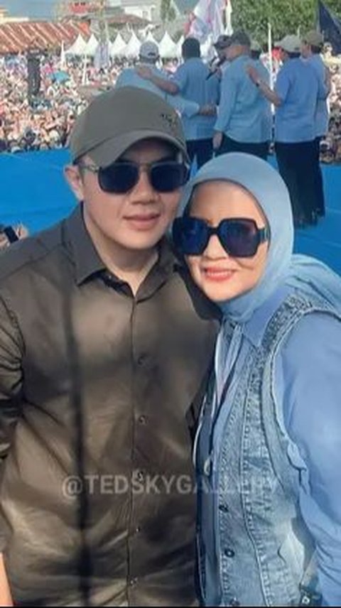 10 Photos of Major Teddy 'Prabowo's Aide' and His Mother, Both TNI Members, Cool Family!