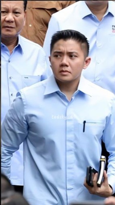 Portrait of Young Mayor Teddy, Prabowo Subianto's Aide, His Appearance is Melting