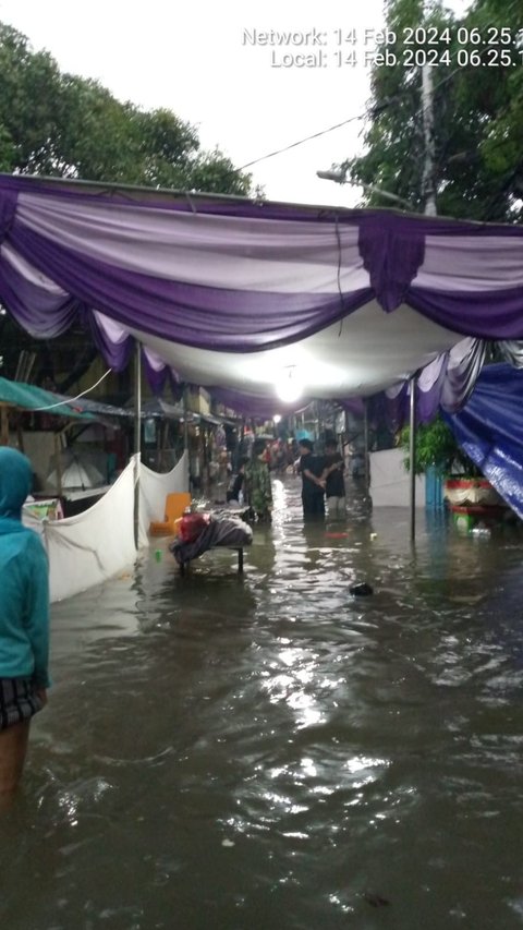 Tertunda Karena Banjir, 17 TPS di Jakut Bakal Lakukan Pemungutan Suara Lanjutan 24 Februari
