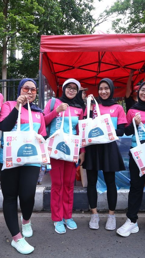 Collaborating with Azzura, Dream.co.id Holds 'Proud to Wear Hijab' Event Again