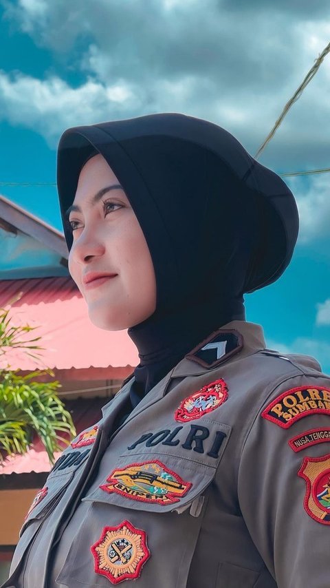 Polwan Berwajah Cantik ini Curi Perhatian, Sosoknya Ternyata Tak Sembarangan Mantan Putri Daerah