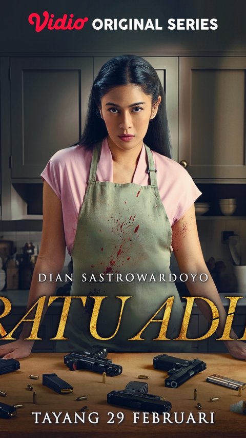 VIDIO Rilis Poster Pertama Serial Ratu Adil: Dian Sastrowardoyo, Ibu Rumah Tangga Mencari Keadilan