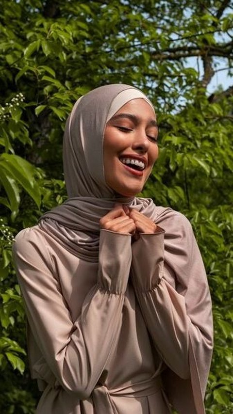 Panduan Memilih Bahan Hijab yang Adem, Nyaman dan Stylish, Persiapan Jelang Ramadan dan Idul Fitri