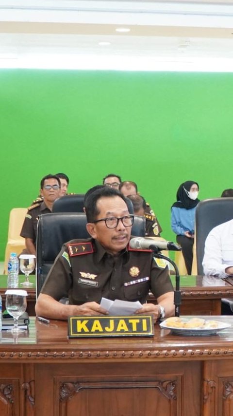 Kajati Riau Akmal Abbas Ikuti Rapat Monev Pakem dan Eksistensi Posko Perwakilan Kejaksaan RI