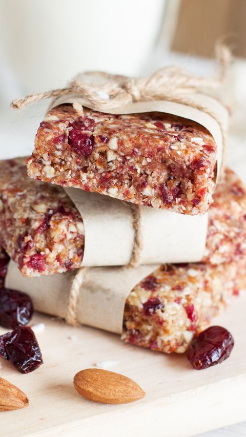 Making Low-Calorie Protein Bars, Very Practical with Only 5 Ingredients