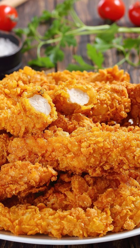 How to Cook Fried Chicken ala Restaurant Style, Soak in Ice Water for a Crispy Texture