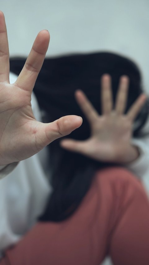 Korban Dugaan Pelecehan Seksual Oleh Rektor Universitas Pancasila Lapor ke Kemendikud