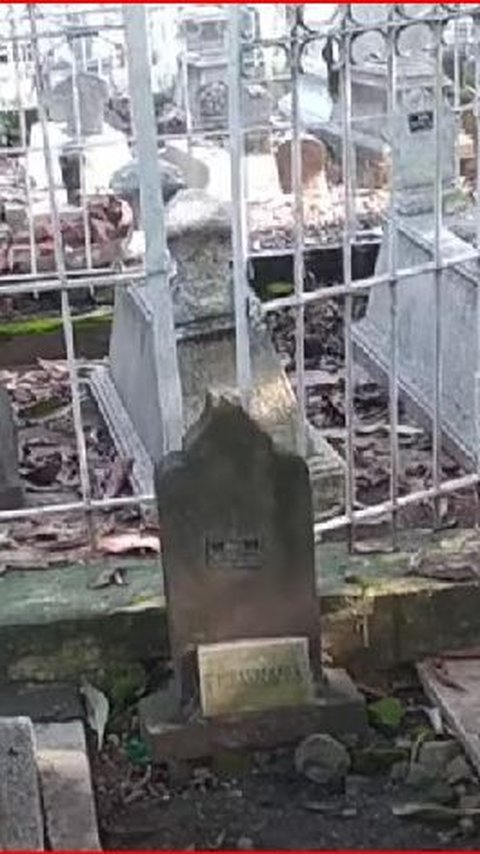 Cerita Unik dari Makam Para Tokoh Pribumi di Bergota Semarang, Ada Batu Misterius Bertuliskan Huruf Tionghoa