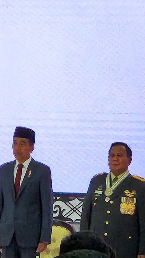 Jokowi Bantah Gelar Jenderal Kehormatan Prabowo Transaksi Politik