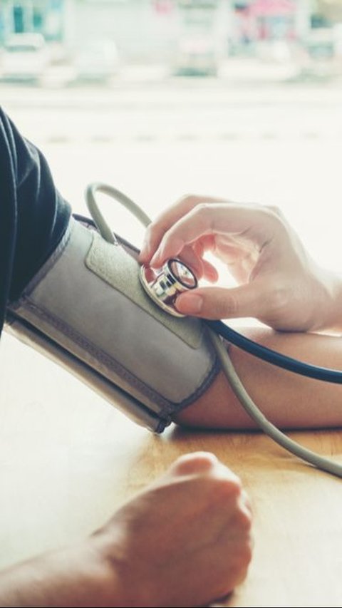 Symptoms of Anemia and Low Blood Pressure Are Very Similar, but the Conditions Are Different