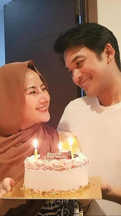 Dicky Difie Beri Kejutan Ulang Tahun, Wajah Istri Bikin Salfok