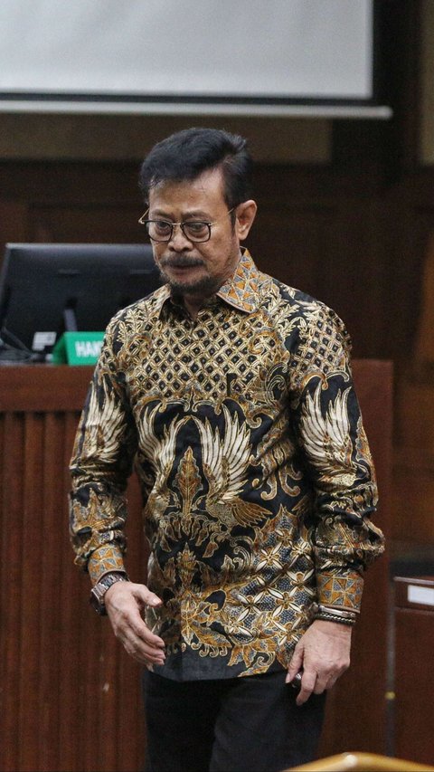 FOTO: Sidang Perdana, Begini Raut Eks Mentan Syahrul Yasin Limpo Didakwa Peras Anak Buah Rp44,5 Miliar