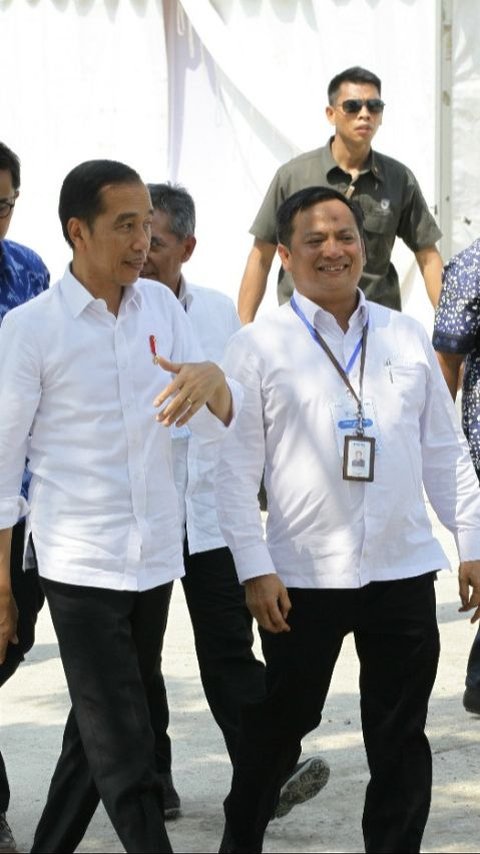 Jokowi Semringah, Baru 8 Tahun Nasabah Mekaar Sudah 15,2 Juta dengan Total Pinjaman Rp800 Miliar
