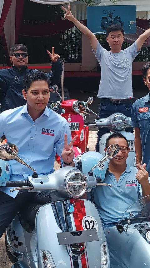 Didukung Komunitas Rainbow Moto Builder, Prabowo-Gibran Dapat NFT Berupa Vespa untuk Kampanye