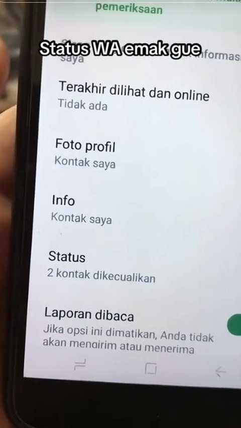 Momen Lucu Ibu Ketahuan Sembunyikan Status dari Anaknya, Ternyata Begini Isinya