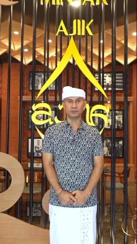 Owner of Krisna Bali Souvenir Shop Gives Employees Bonus More Than 1 Month's Salary and a Trip Abroad