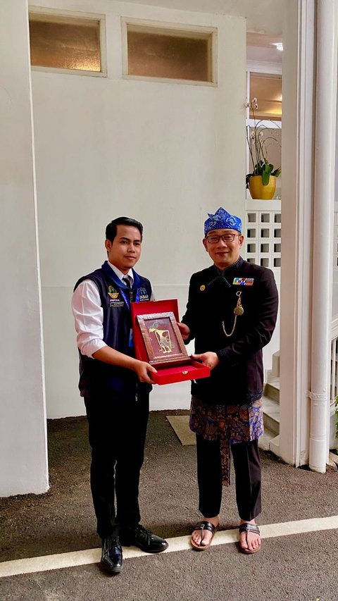 Mengenal Sosok Atla Tegar, Ajudan Ridwan Kamil Jadi Wisudawan Terbaik Universitas Brawijaya dengan IPK 3,93