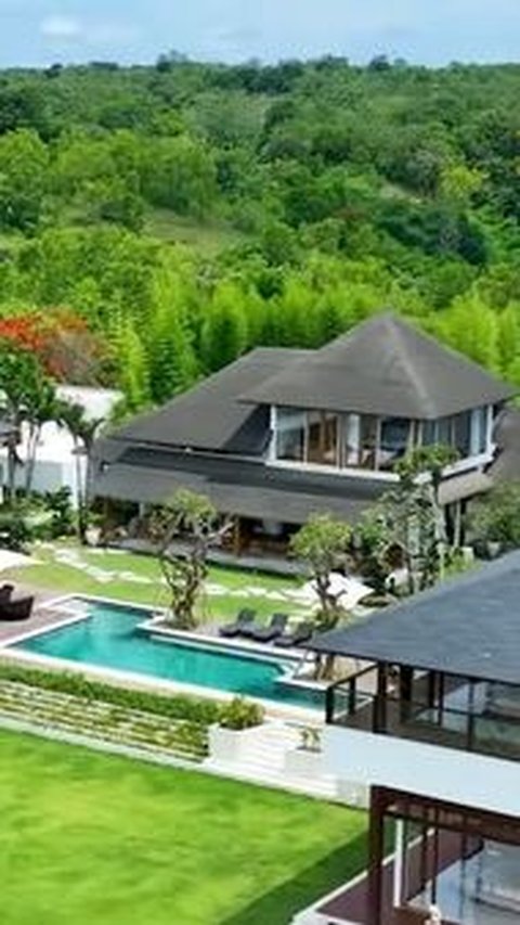 Adu Mewah 10 Rumah Crazy Rich Indonesia, Terakhir Bak Istana di Dunia Dongeng
