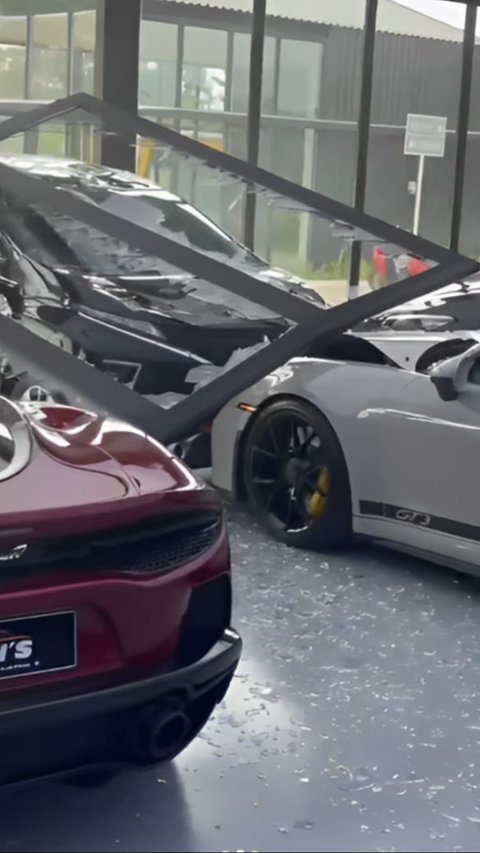 Belum Ada Kesepakatan Damai, Kasus Pengemudi Xpander Tabrak Porsche di Showroom Mewah PIK Masih Berlanjut