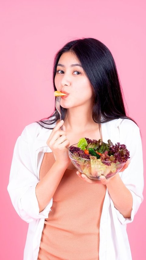 Anti Acne Diet: Intip Jenis Makanan yang Bisa Bantu Wujudkan Kulit Bersih Bebas Jerawat