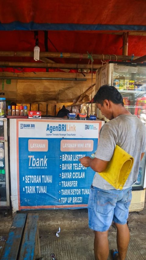 Kisah Penjual Kopi jadi Jawara BRILink, 'Penolong' Pedagang Pasar Kramat Jati di Waktu Mendesak