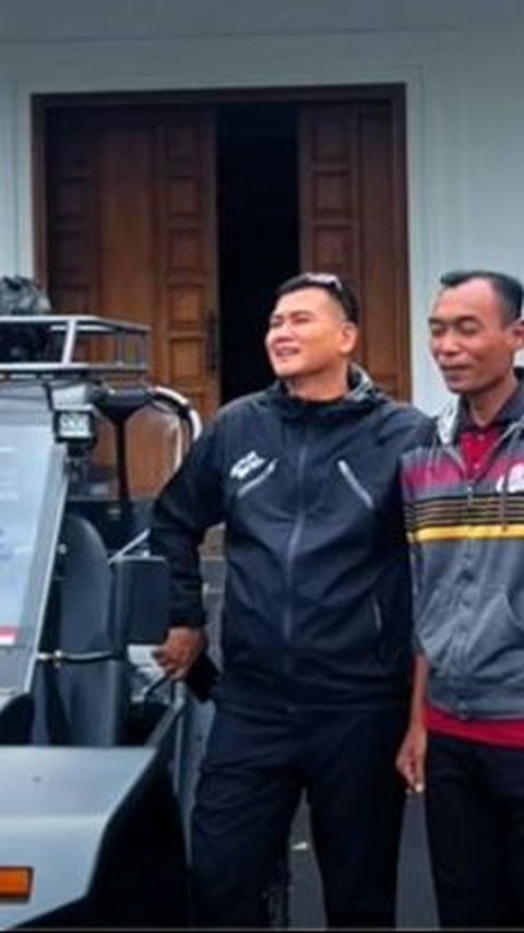 Ngabuburit ala Mayjen Kunto Arief, Off Road Pakai Mobil Komodo ke Saung Komando