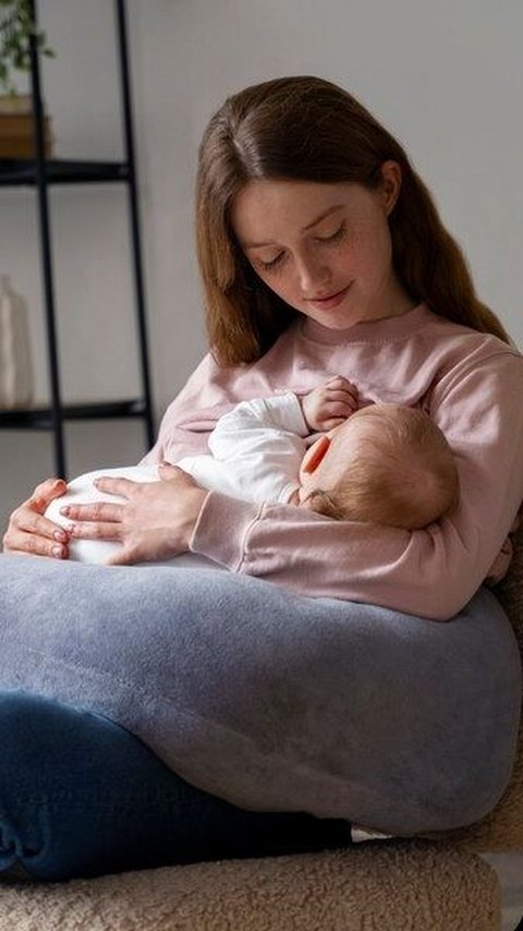 Tak Perlu Ngoyo, Ini Tips Ibu Menyusui Aman Berpuasa dan Bayi Tetap Sehat