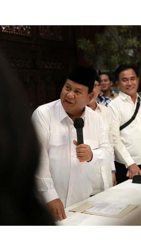 Momen Prabowo ‘Magang’ Jadi Presiden Kala Dampingi Jokowi Rapat