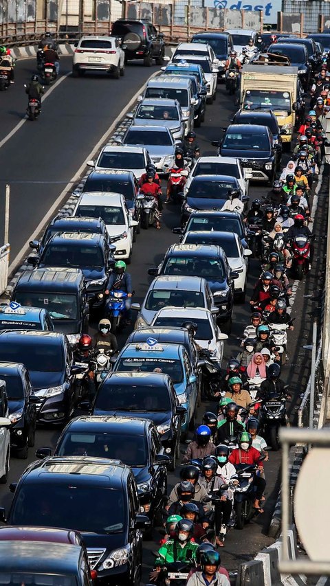 Penerimaan Pajak hingga Pertengahan Maret Tembus Rp342,88 Triliun