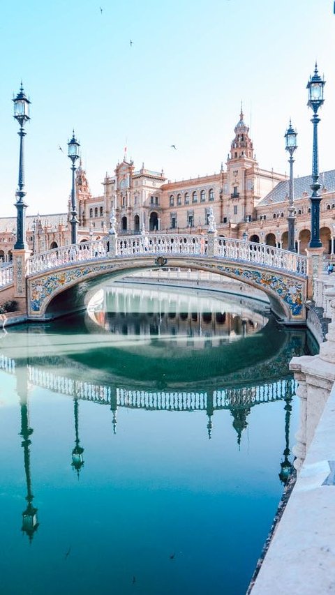 Top 7 Places to Visit in Seville, Spain
