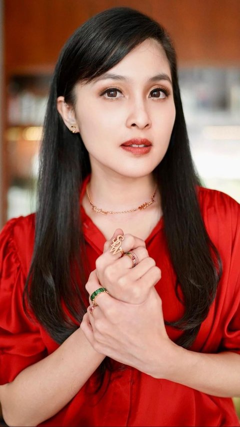 Viral Lagi Ucapan Sandra Dewi Tak Pernah Minta Apapun ke Suami